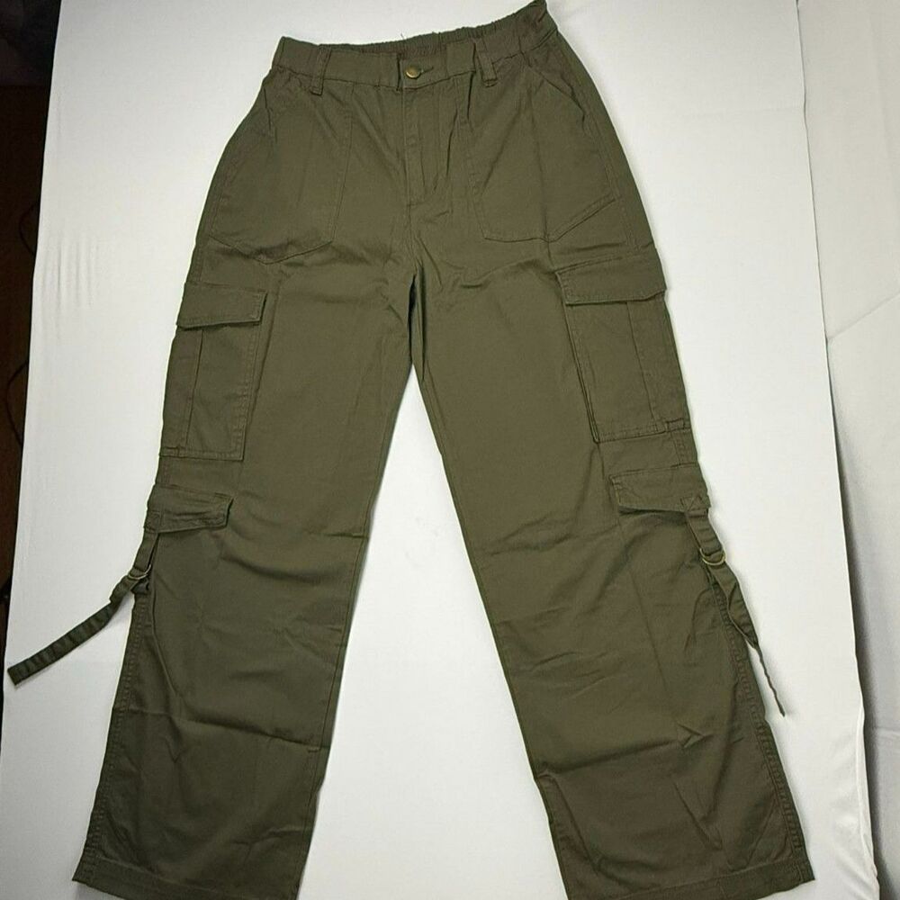 Women's Army Green Cargo Pants - S - NWT